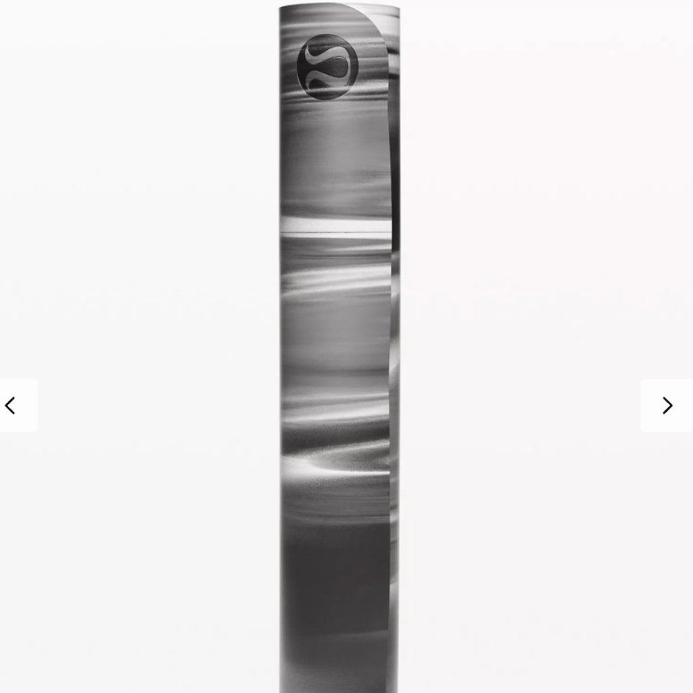 Lululemon Reversible Big Mat in Marble